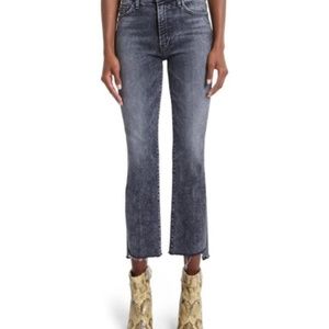 Mother Denim Insider Crop Step Fray in Huntress (Gray) Size 25